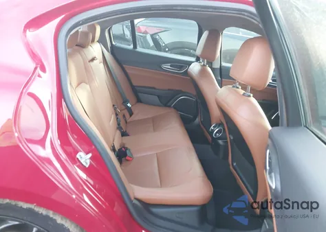 2019 Alfa Romeo Giulia Rwd z USA, uszkodzony, nr VIN ZARFAMAN6K7622286